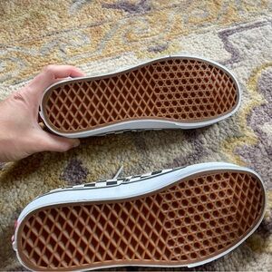 Vans brand new number size 9.5 women’s 7.5 men’s